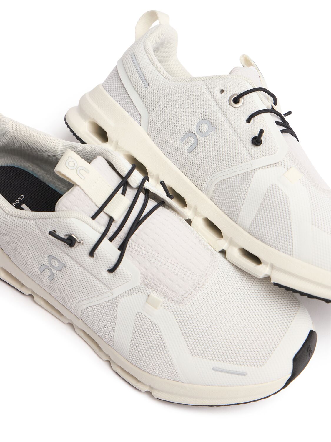 On Cloud Sky Sneakers In White