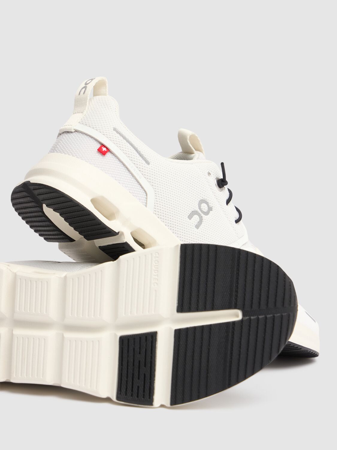 On Cloud Sky Sneakers In White