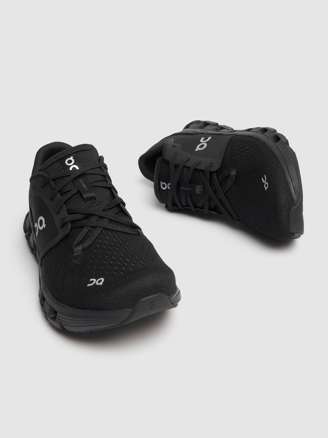 On Cloud 6 Running Sneaker In Black/eclipse