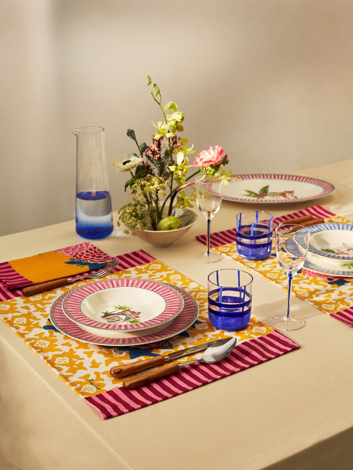 Lisa Corti Set Of 2 Arabesque Corolla Placemats In Multi