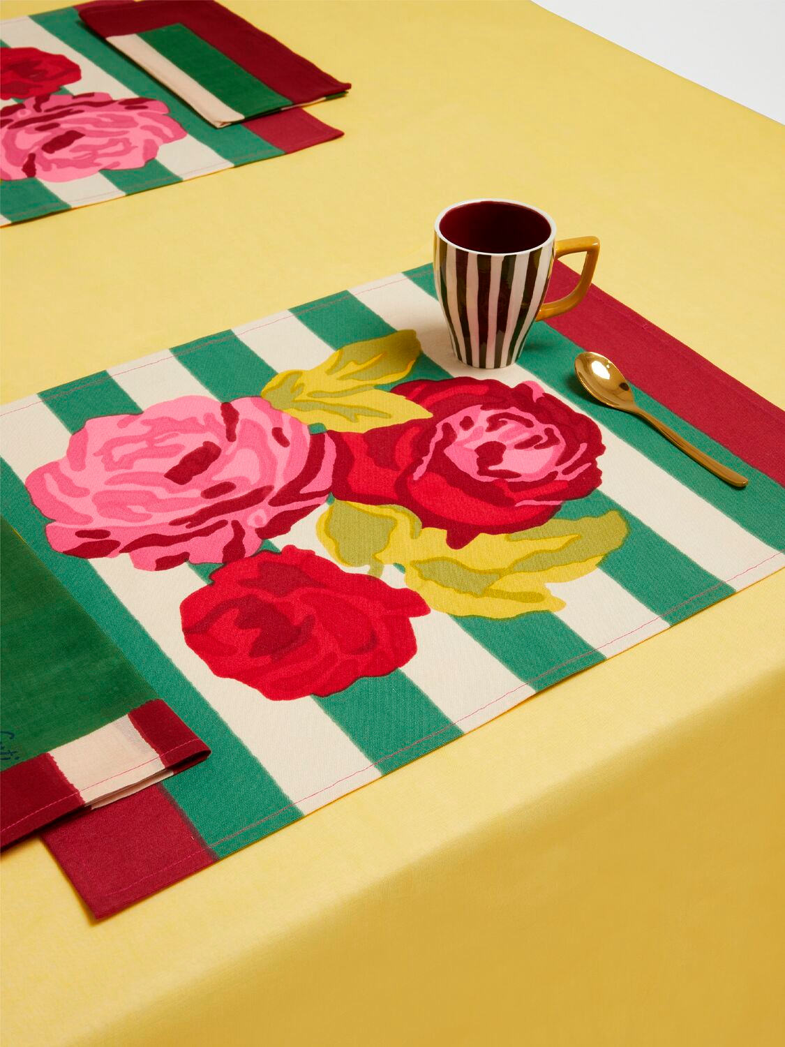 Lisa Corti Set Of 2 Nizam Stripes Green Placemats In Multi