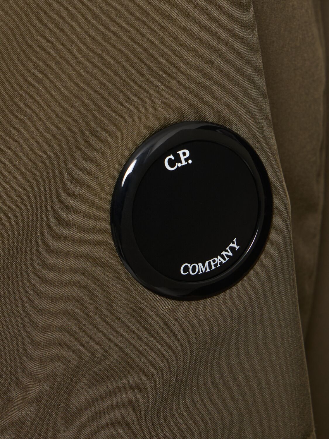 C.p. Company Recycled Polyester Hooded Jacket Lens In Green