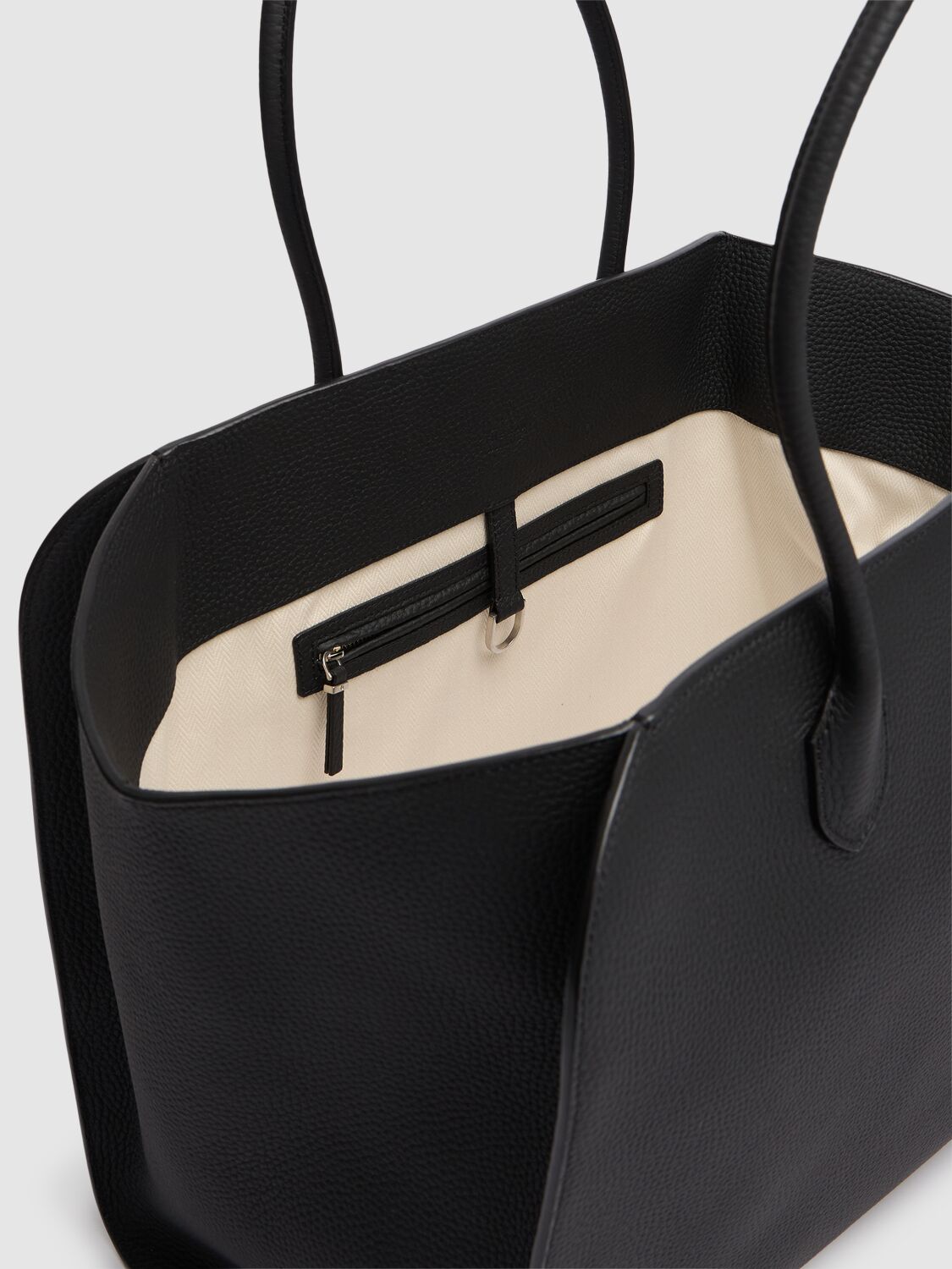 The Row Marlo 17 Matte Grain Leather Tote Bag In Black Ans