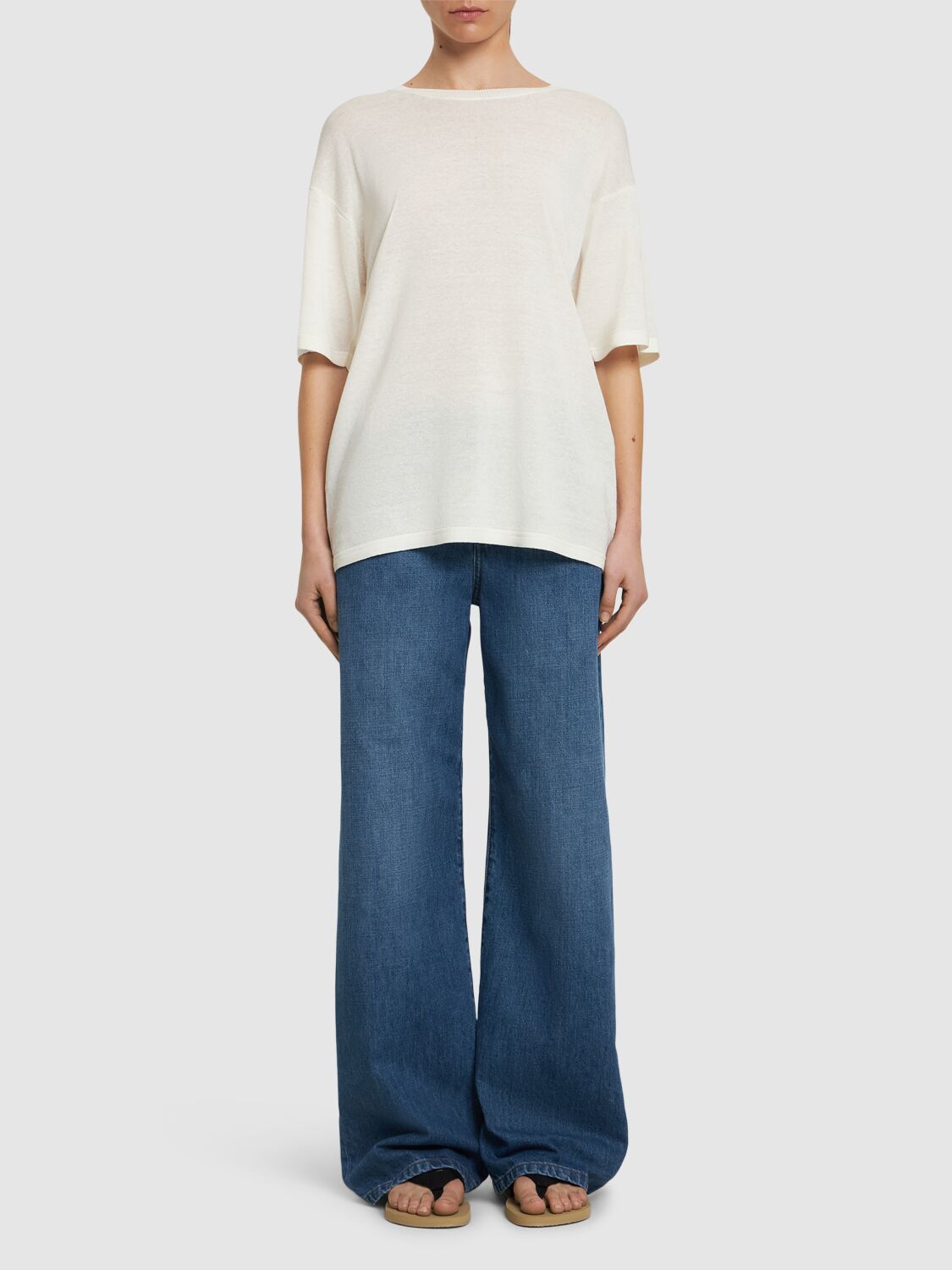 The Row Jiselle Linen Blend Short Sleeved Top In White