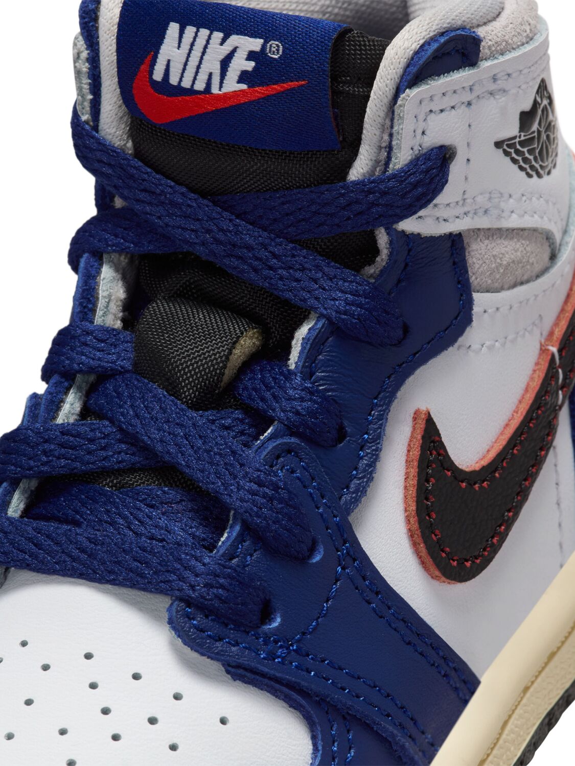 Jordan 1 Retro High Og Sneakers In White/black