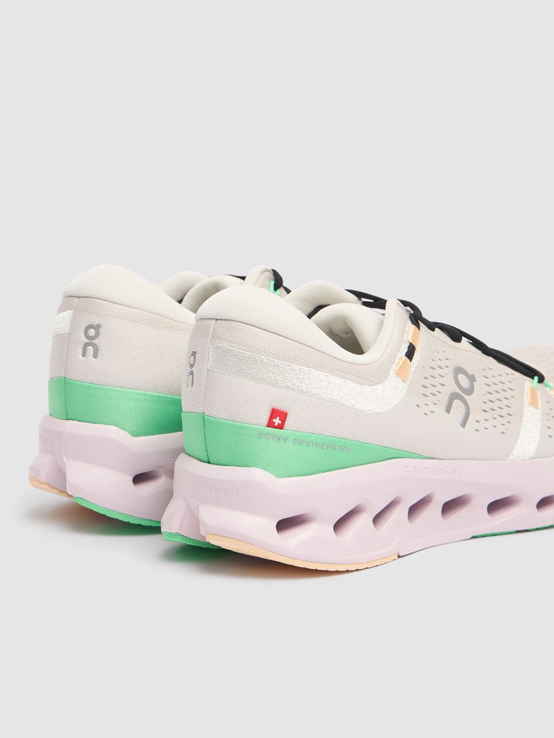 On Cloudsurfer 2 Sneakers In Pearl/orchid