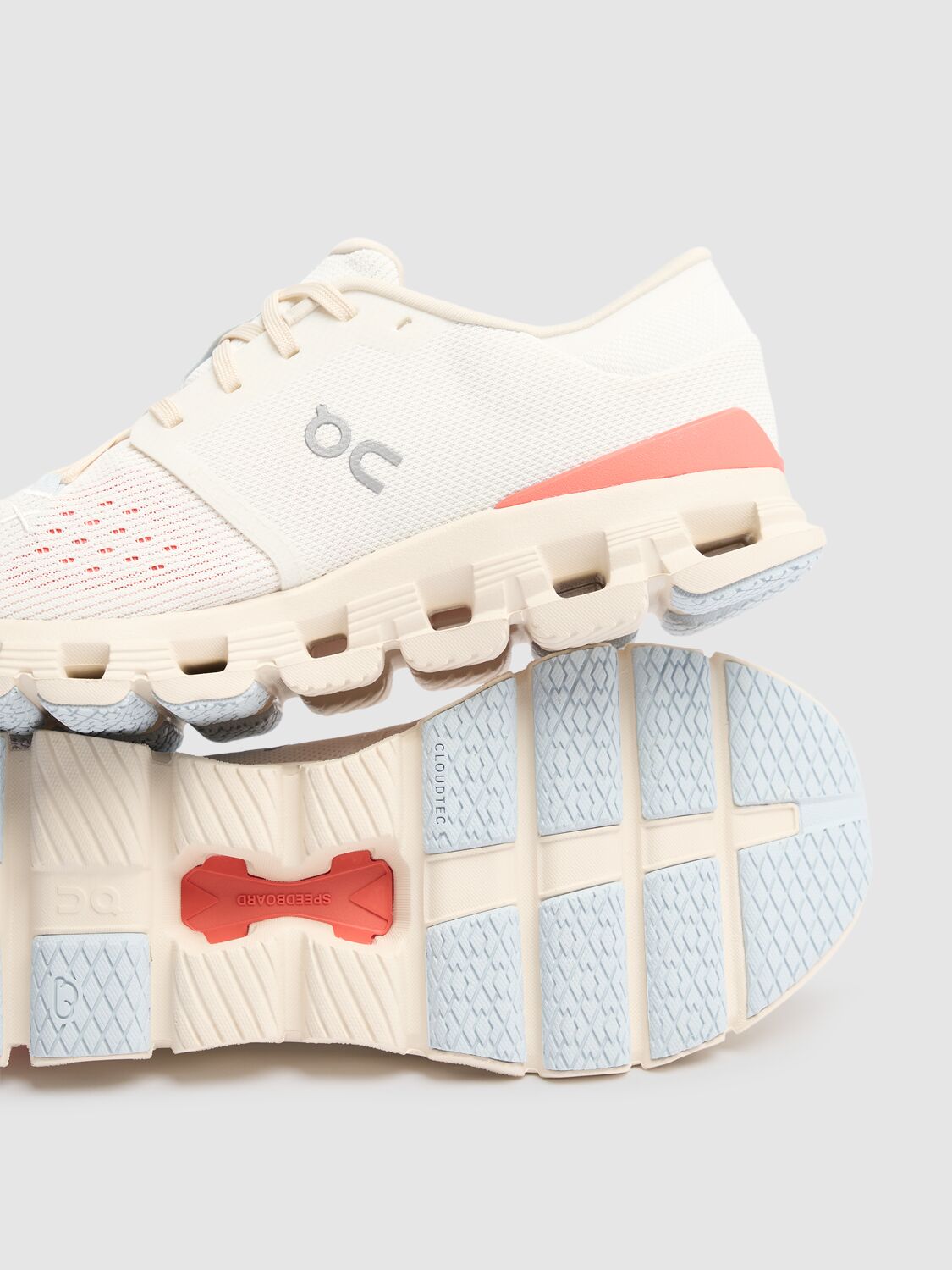 On Cloud X 4 Sneakers In Ivory/salm