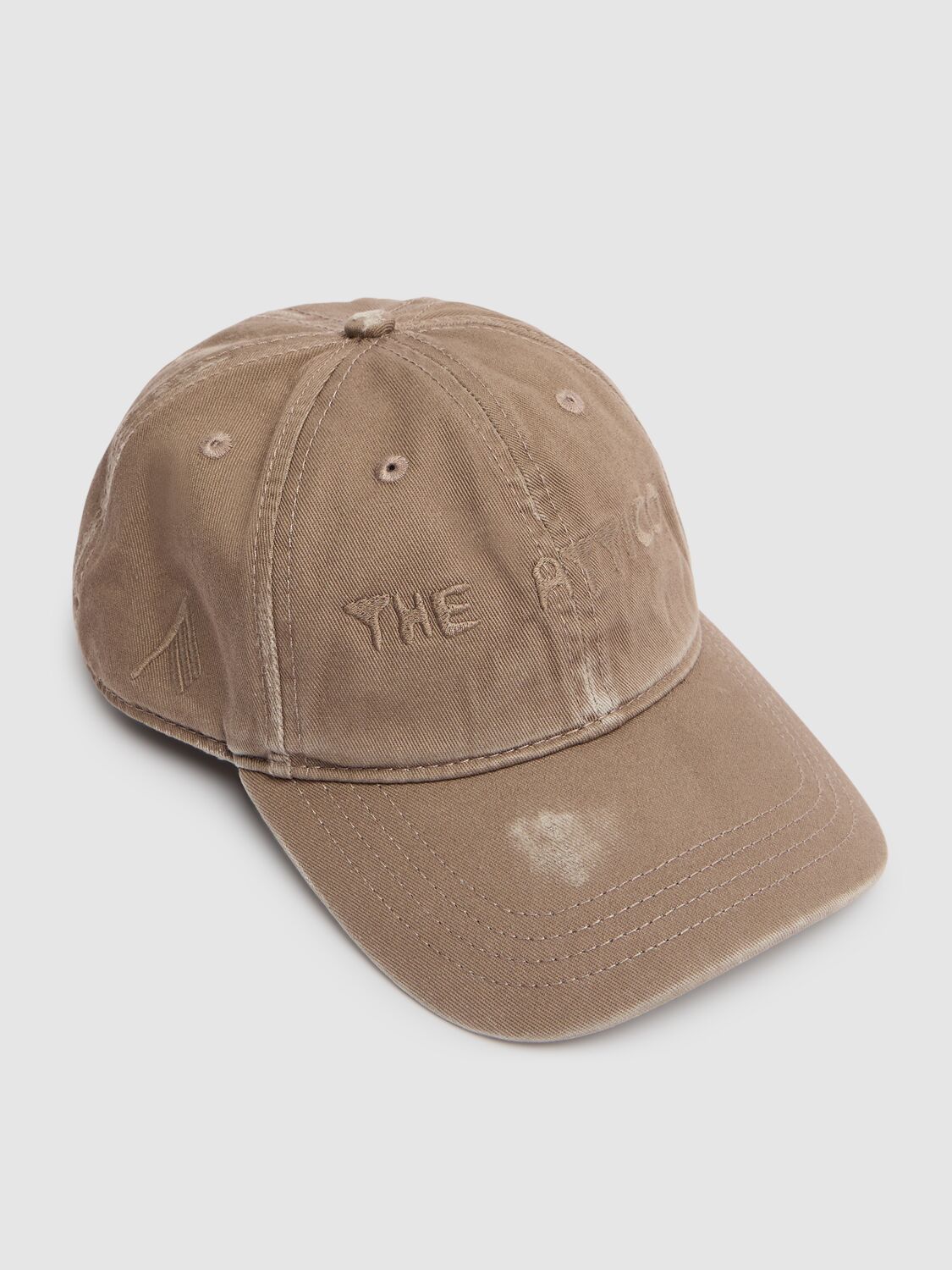 Attico Embroidered Canvas Cap In Brown