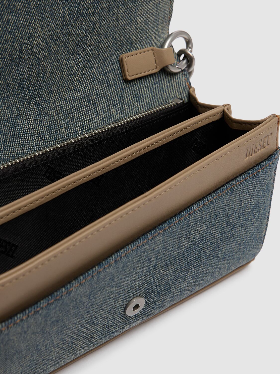 DIESEL CHARM-D DENIM WALLET W/CHAIN 