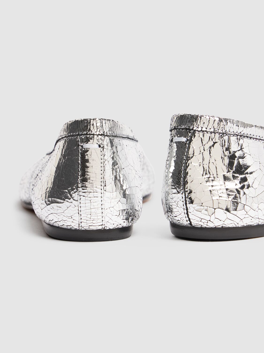 Shop Maison Margiela 10mm Tabi Crackled Leather Ballerinas