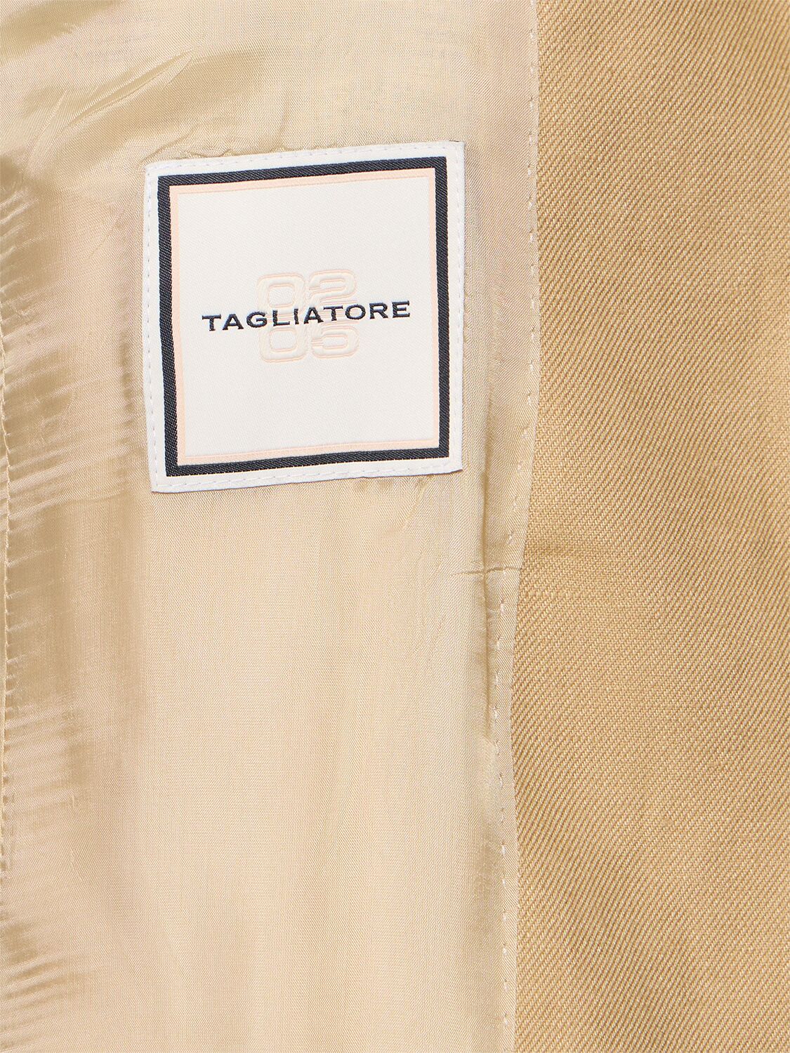 Shop Tagliatore J Giamila Linen Safari Jacket