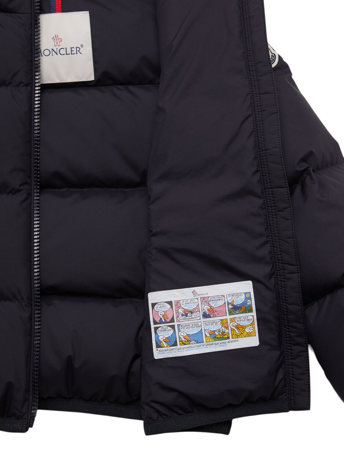 Moncler Cermasa Tech Down Jacket In Black