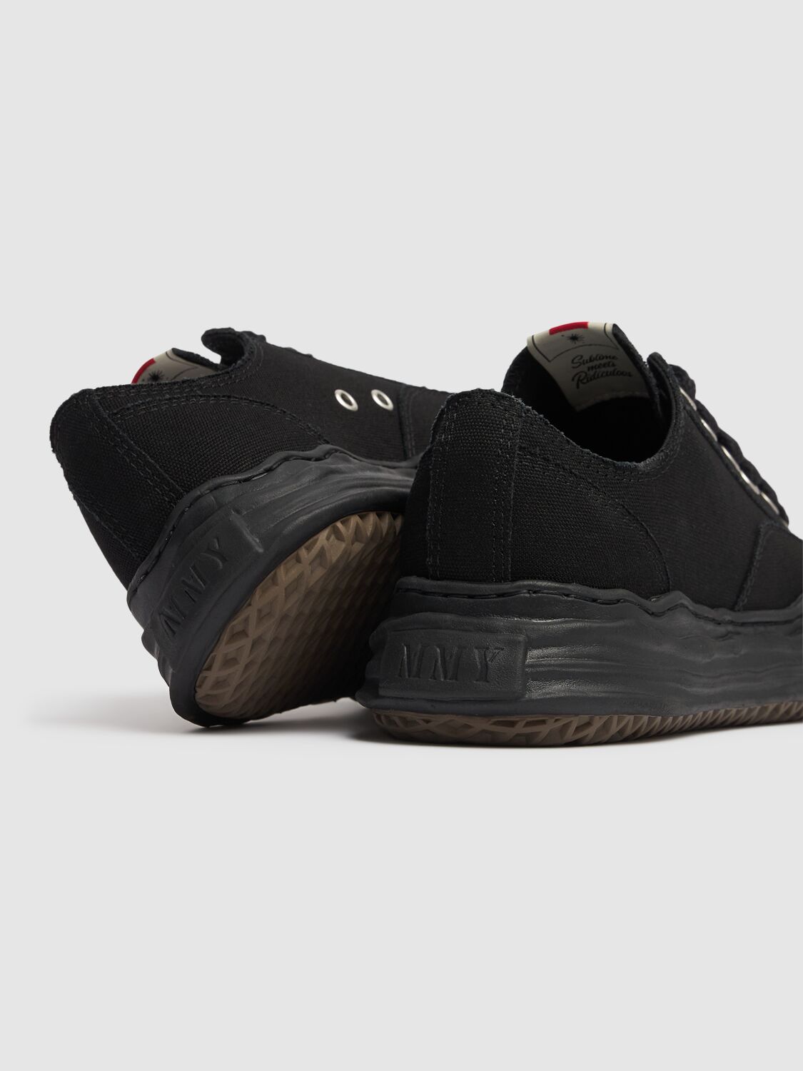 Miharayasuhiro Hank Canvas Low Sneakers