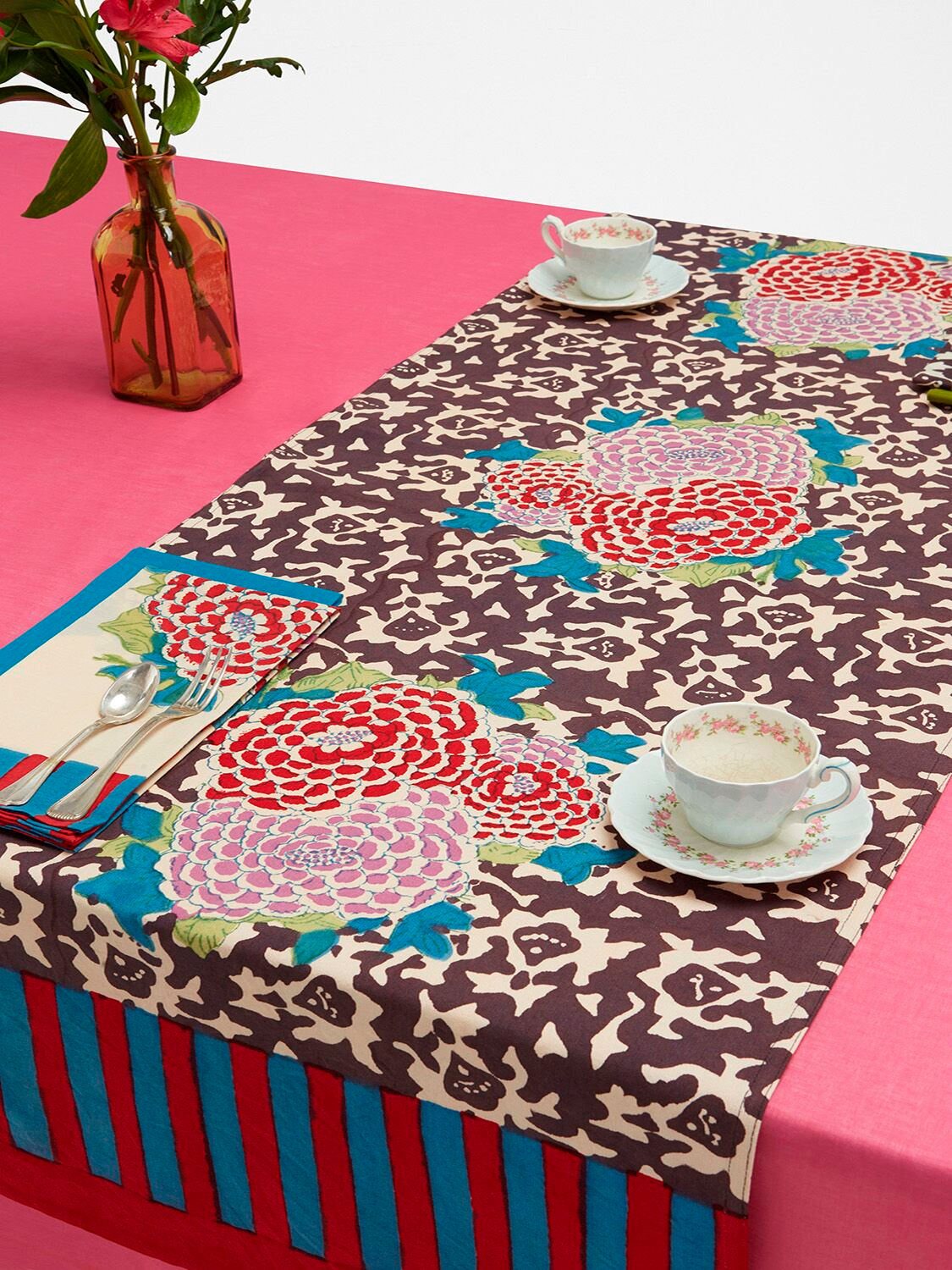 Lisa Corti Arabesque Corolla Doublemat In Multi