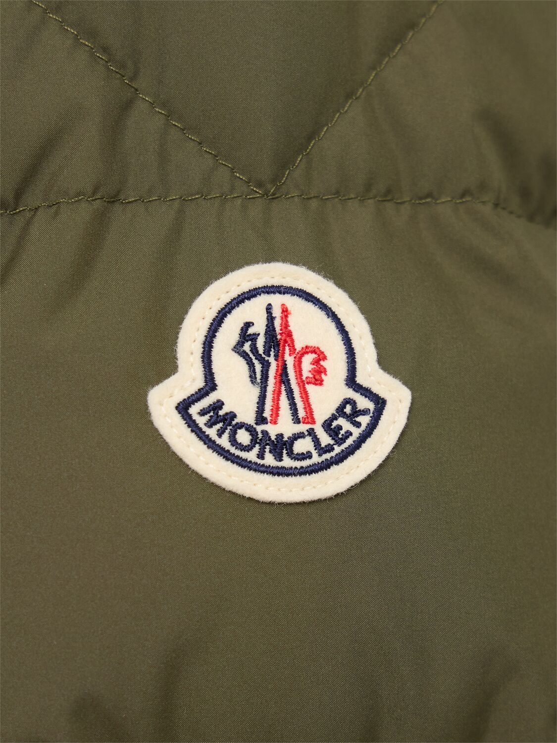 Moncler Collar Puffer Quilted Pockets Coat In Green