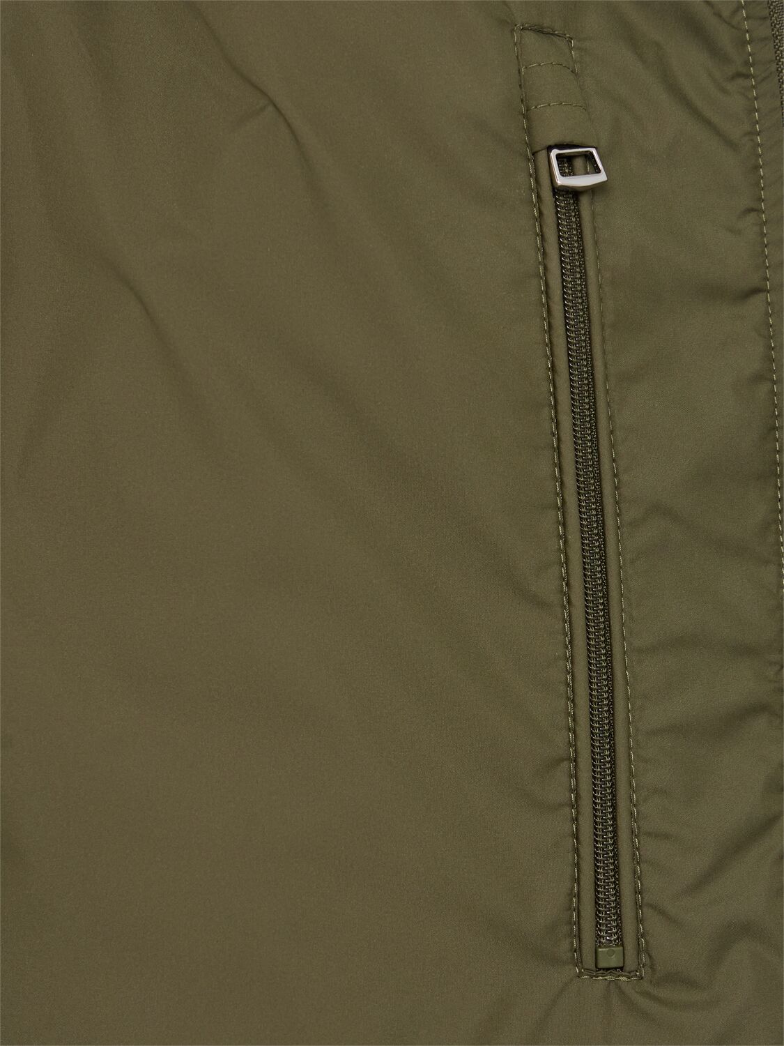 Moncler Collar Puffer Quilted Pockets Coat In Green