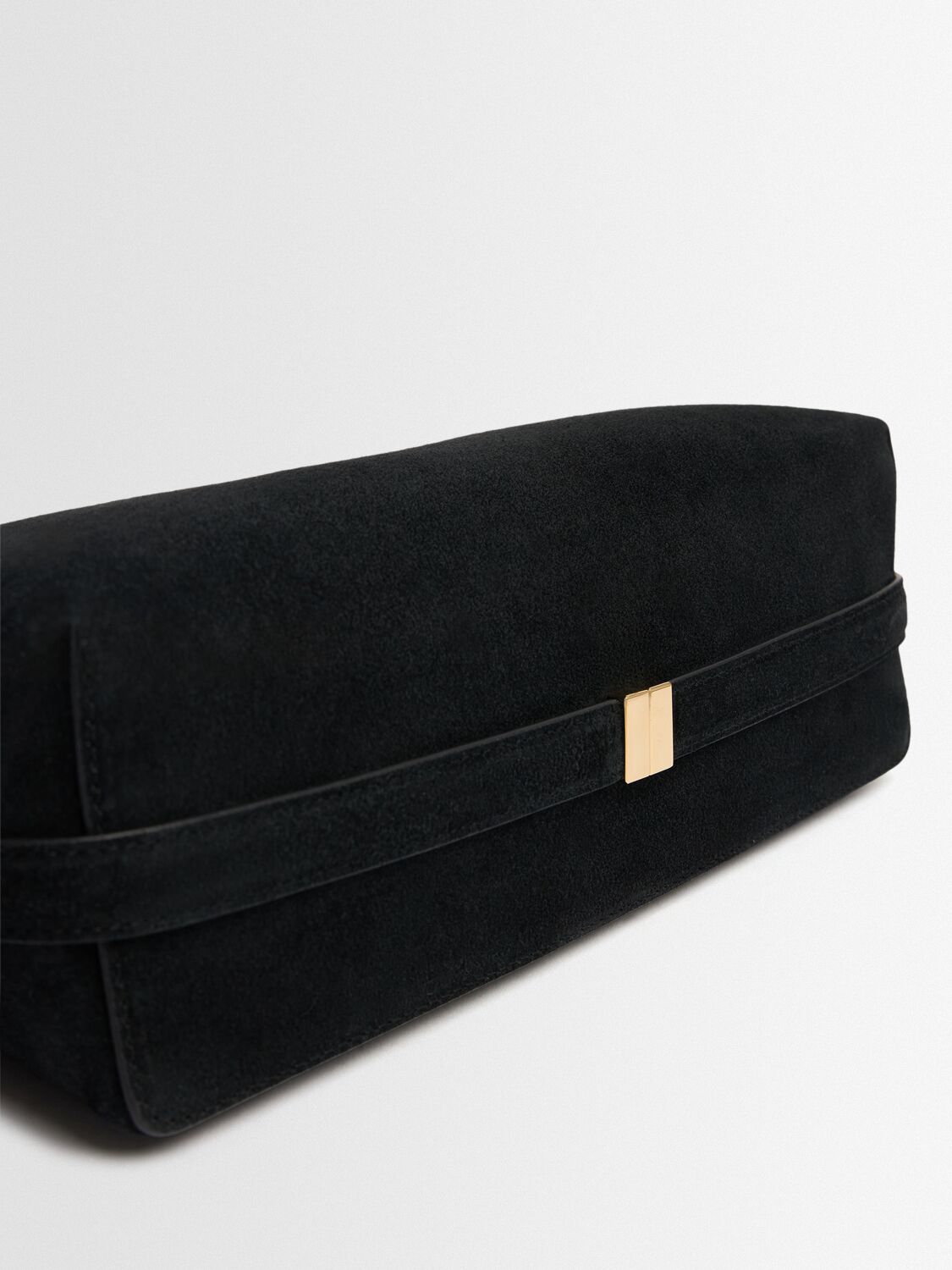 Totême Scoop Suede Clutch