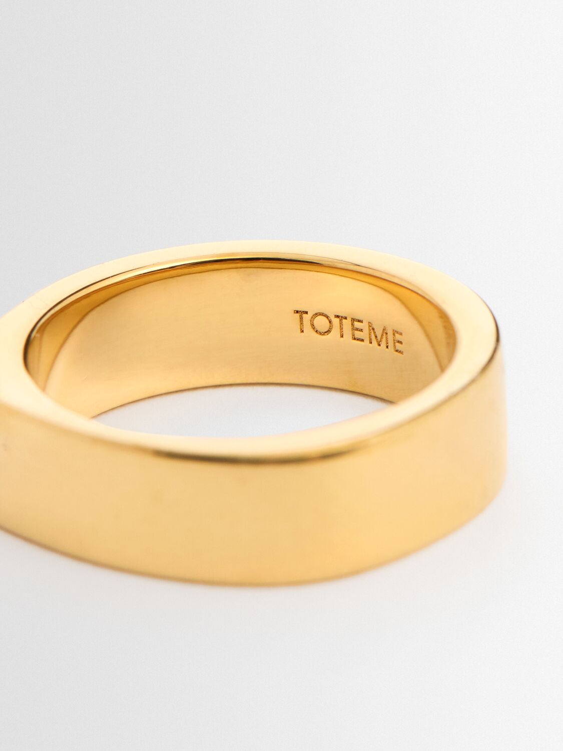 Totême Signature Thin Ring