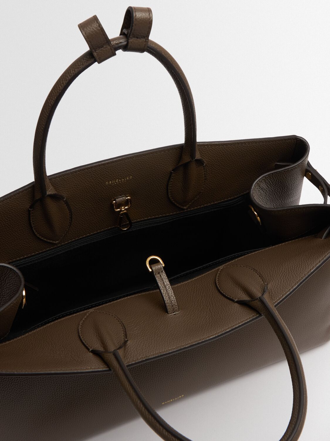 Demellier The Hudson Grain Leather Bag