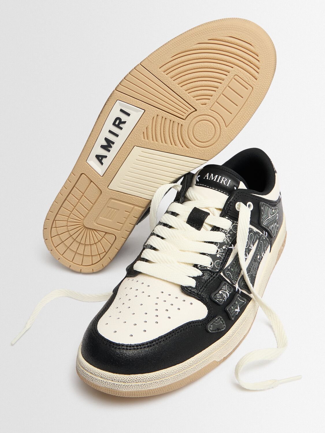 Amiri Skel Top Black Low Top Sneakers With Logo Patch On The Tongue And Logo Lettering On The Heel In Leat