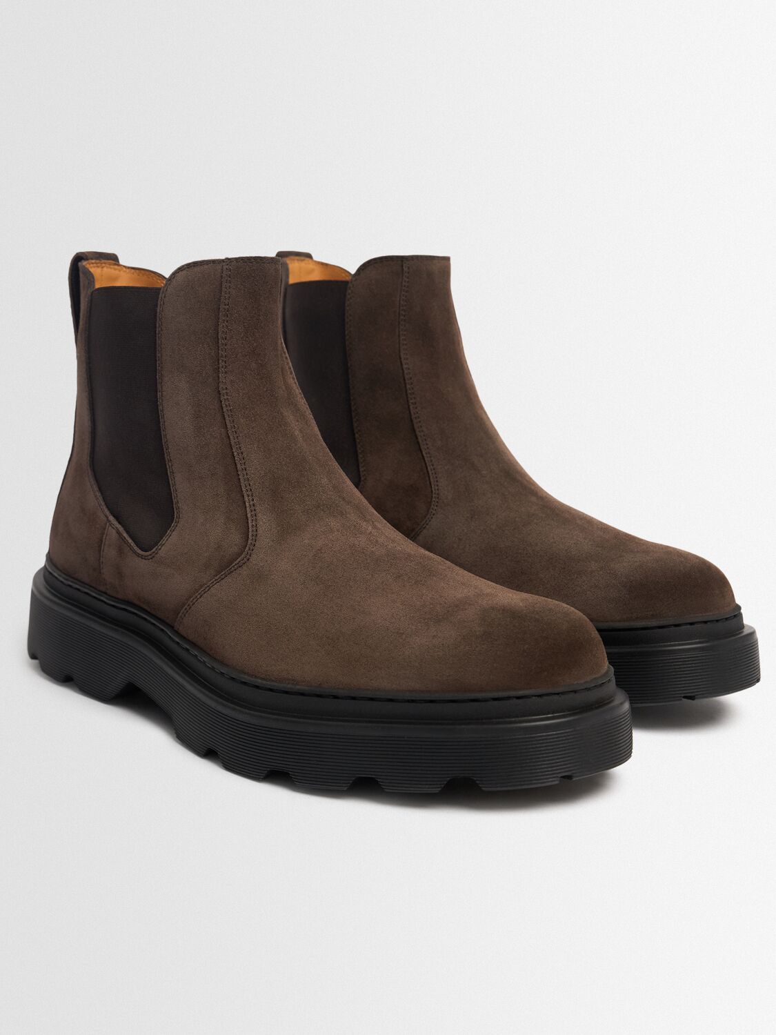 Tod's Suede Boots In Brown