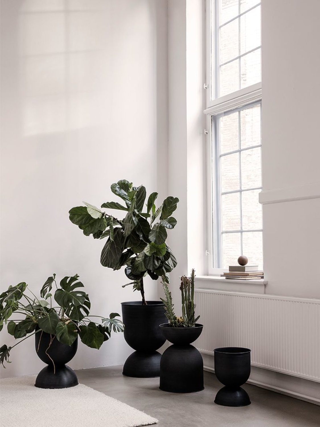 FERM LIVING SMALL INVERTIBLE HOURGLASS POT 