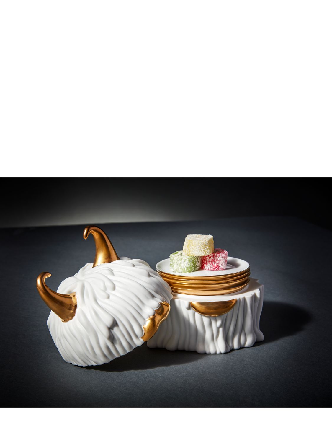 Shop L'objet Lynda Set Of 4 Porcelain Plates & Box In White