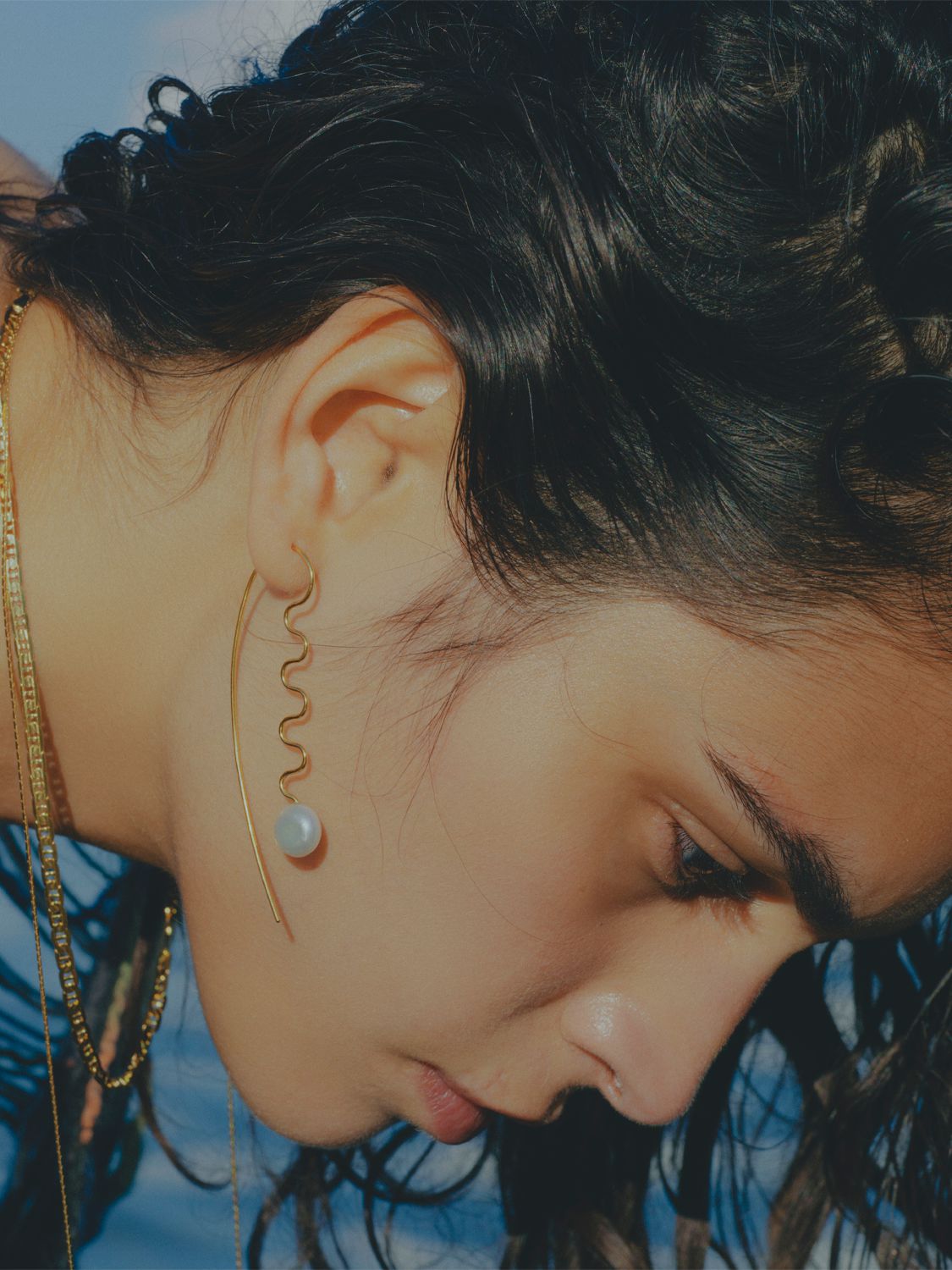 Agosto Pearl Mono Earring