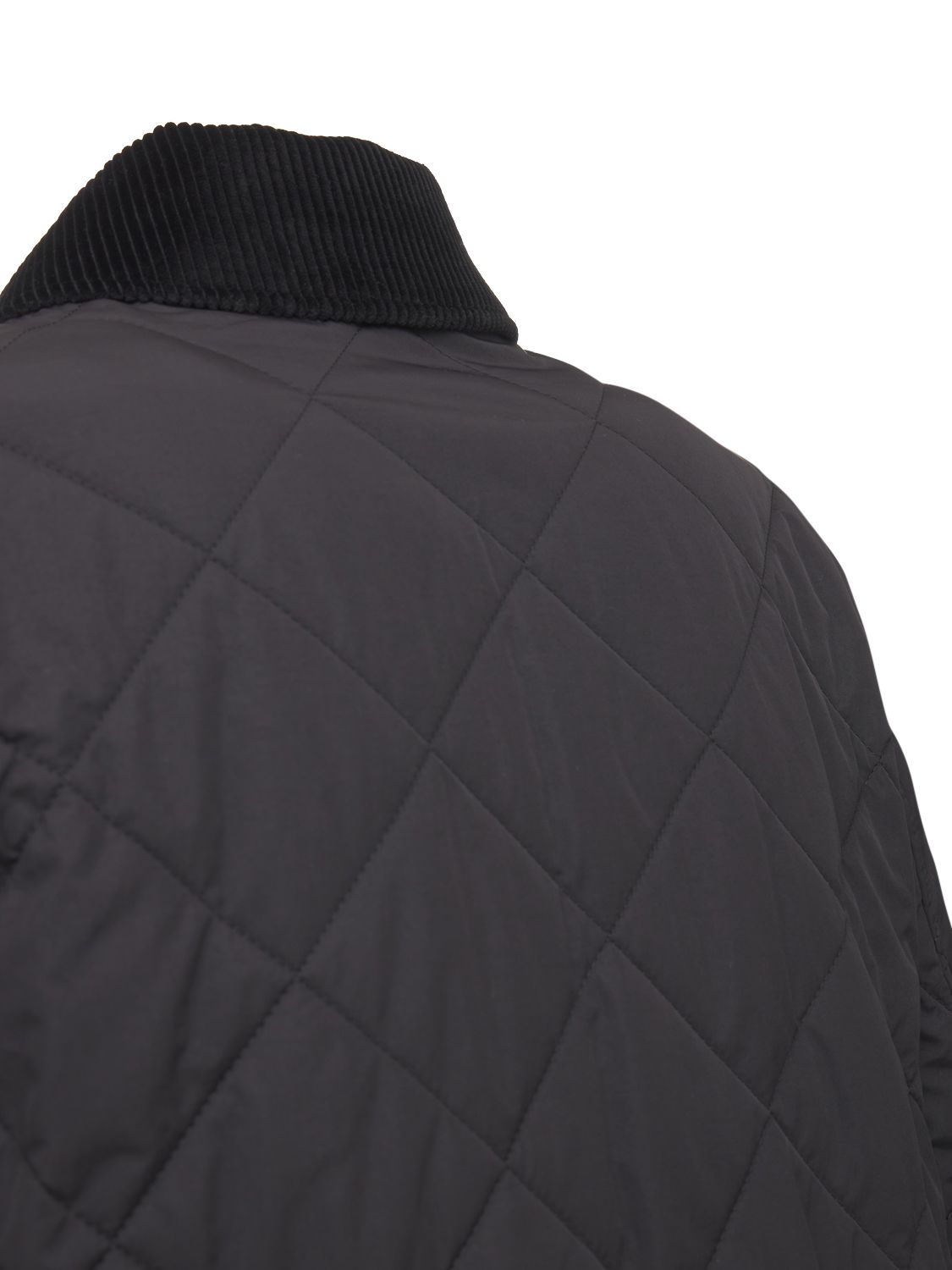 Shop Burberry Cotswold Quilted Nylon Jacket In Schwarz