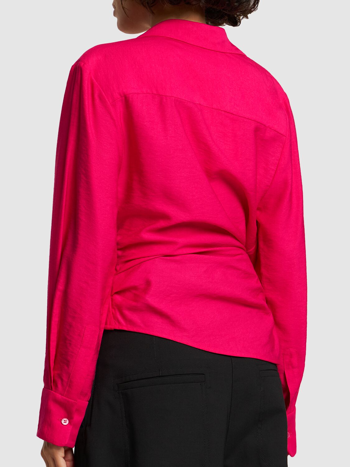 Jacquemus La Chemise Bahia Knotted Viscose Shirt In Pink