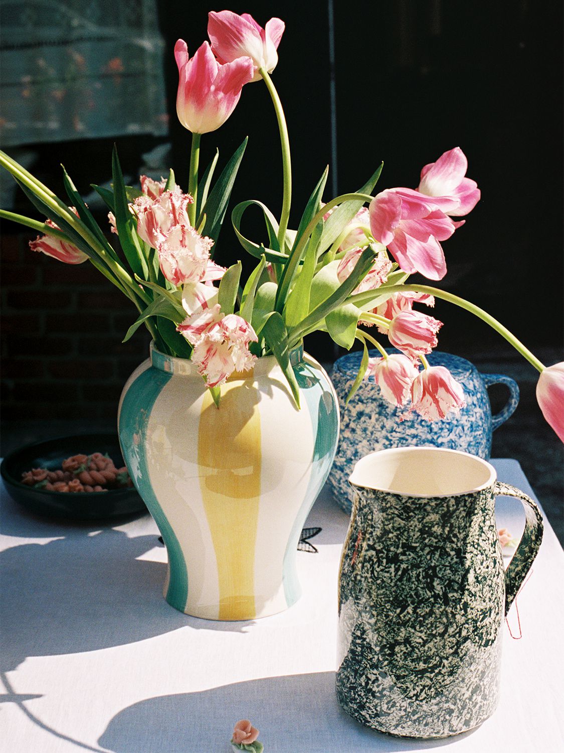 HAY SOBREMESA LARGE STRIPED VASE 