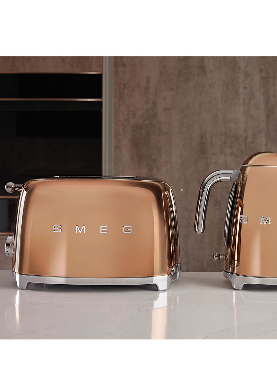 Shop Smeg Oro Rosa 2x2 Toaster In Rose Gold