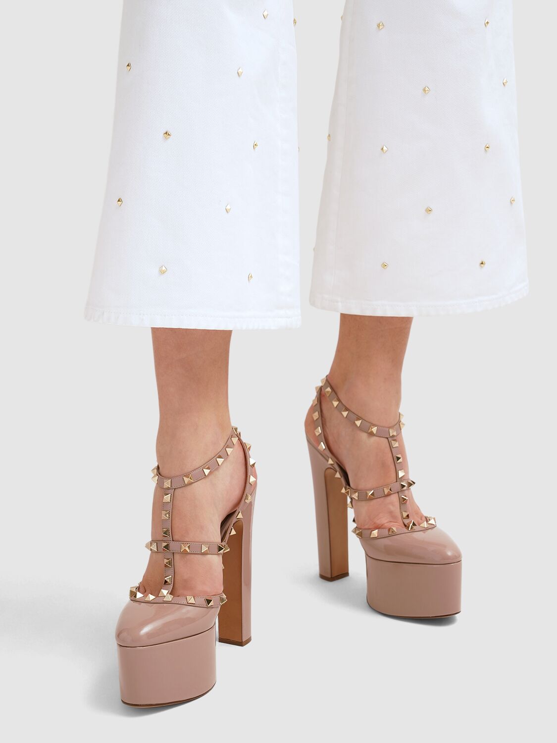 Valentino 155mm Rockstud Patent Leather Sandals In Poudre