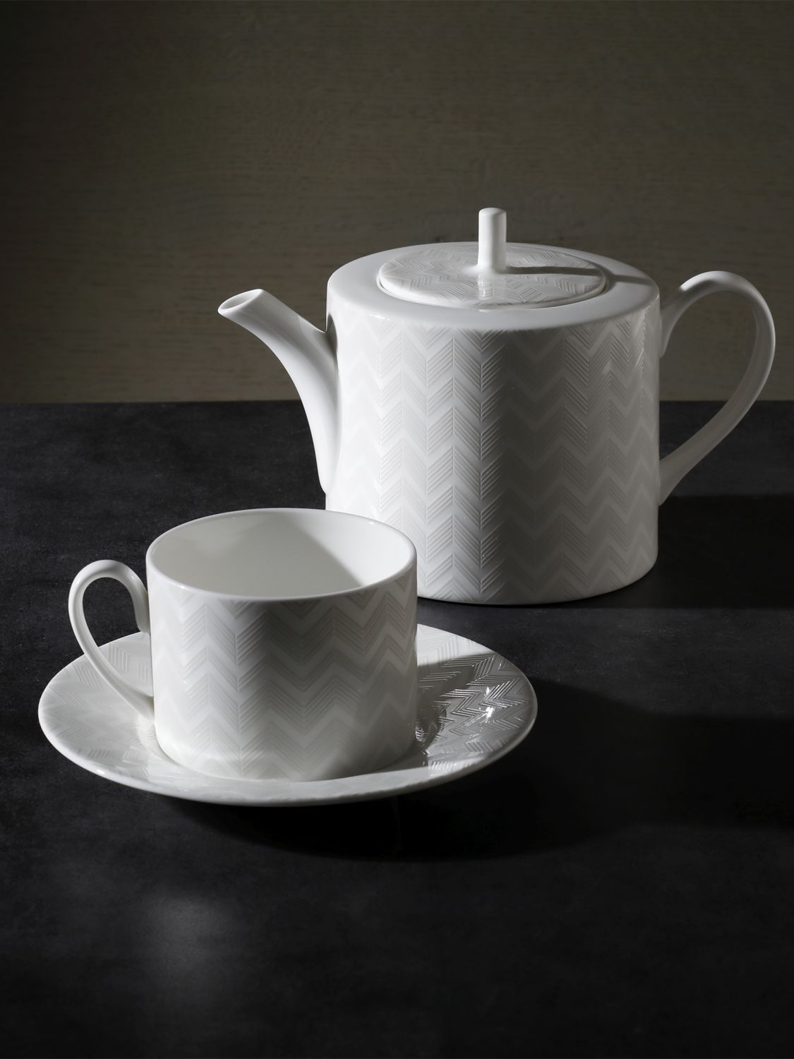 Missoni Porcelain Zig-zag Pattern Teapot In White