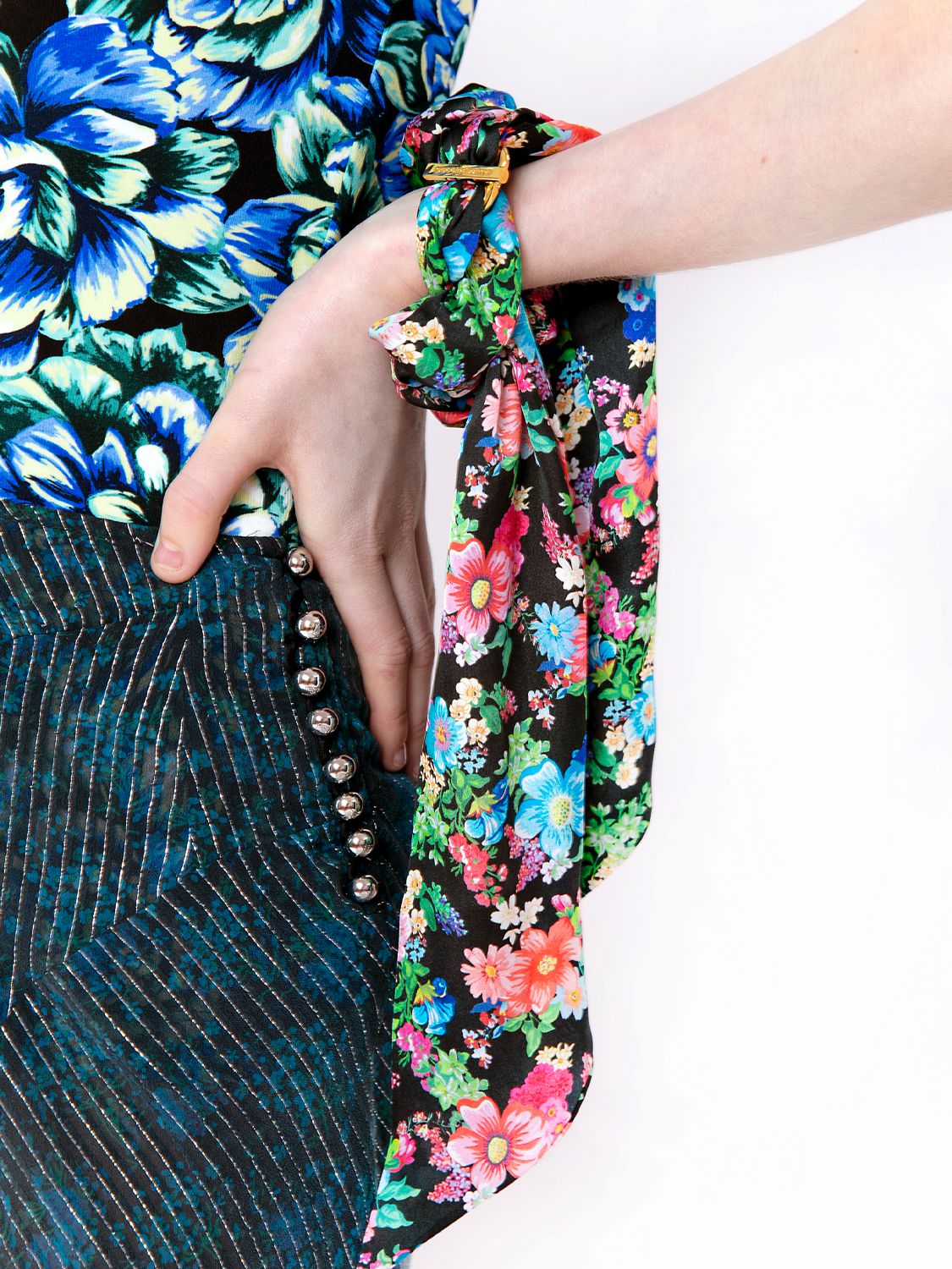 Xl Link Black Floral Scrunchie