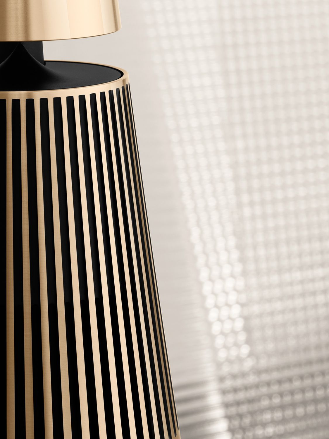 BANG & OLUFSEN BEOSOUND 2 3RD GEN GOLD TONE B SPEAKER 