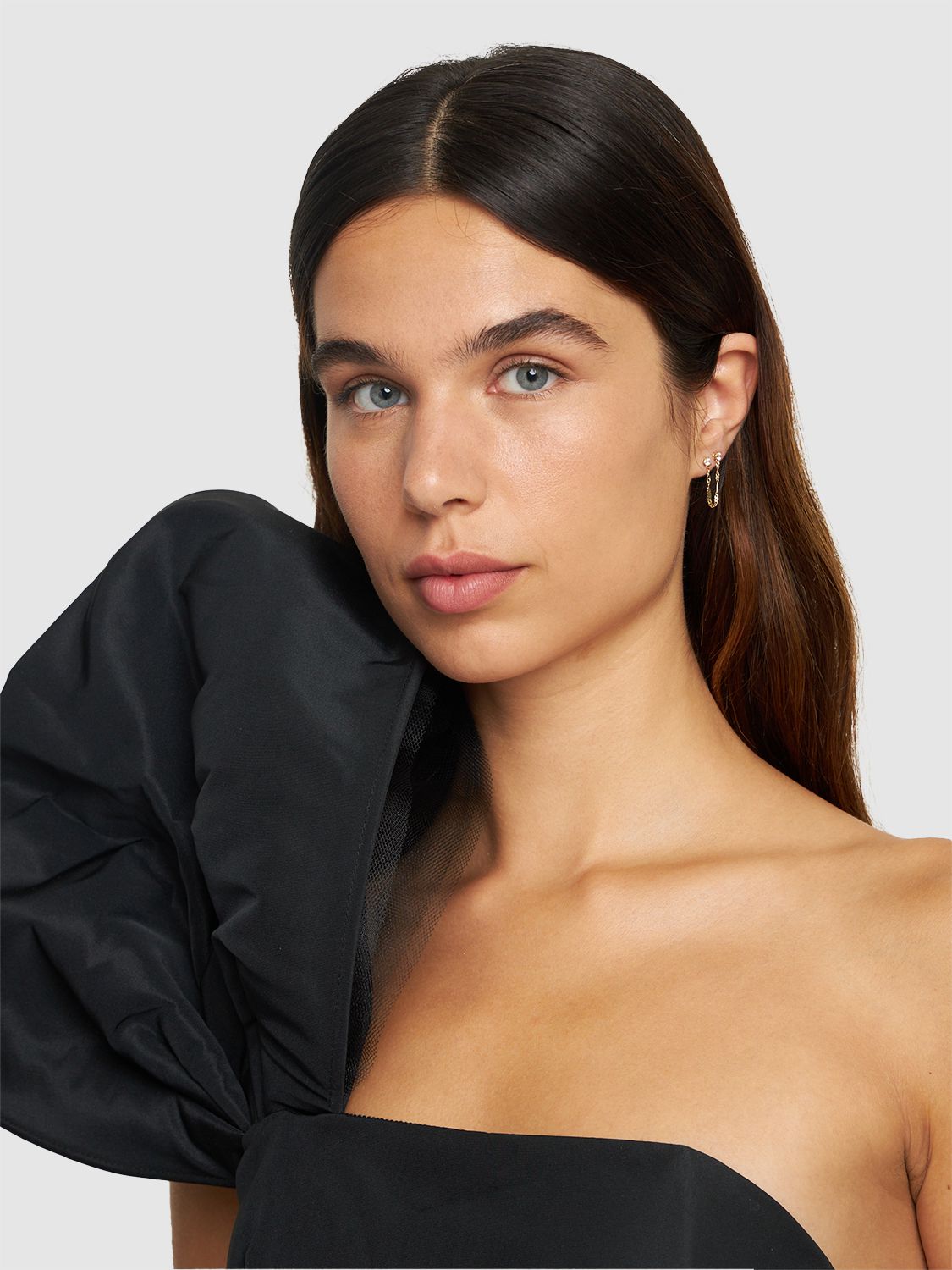 Girls Tears 18kt Gold Mono Earring