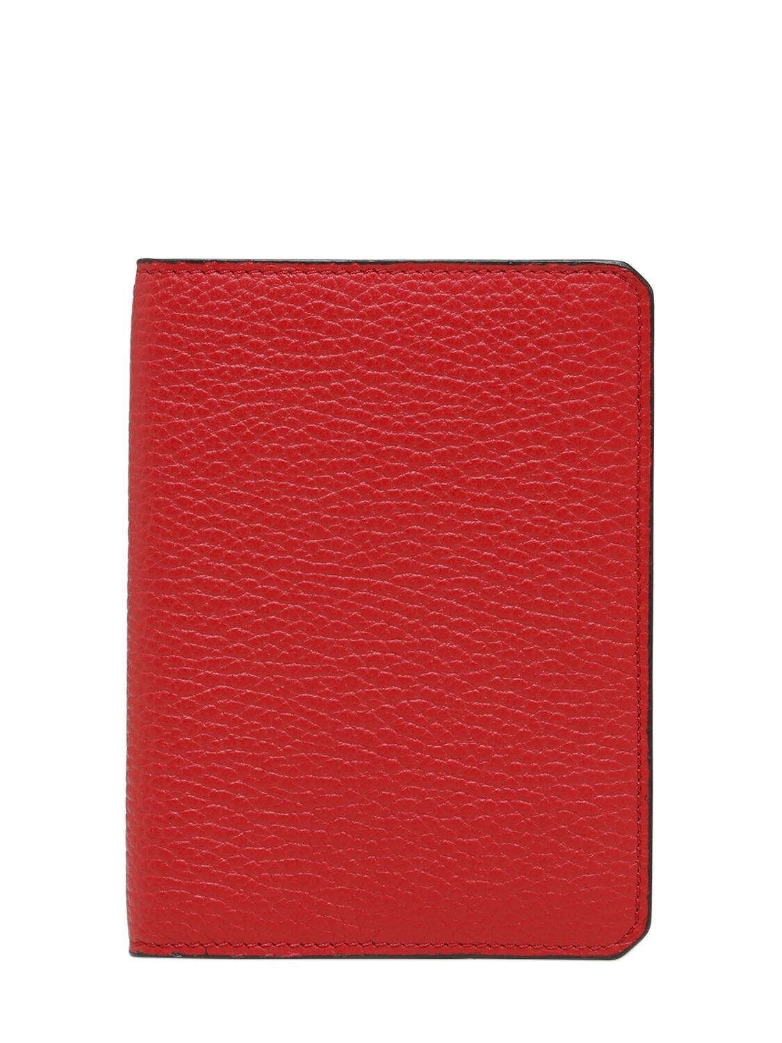 Aizea Soft Leather Passport Holder In Red