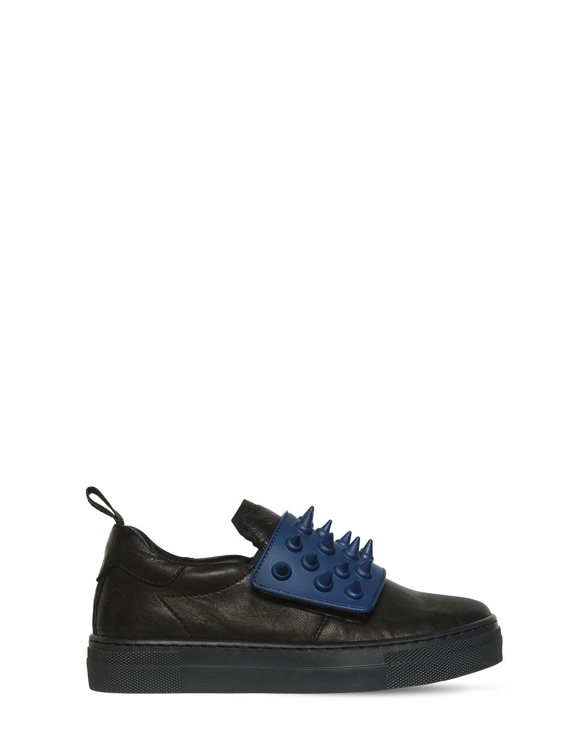 Am 66 Kids' Spiked Leather Slip-on Sneakers In Black,navy