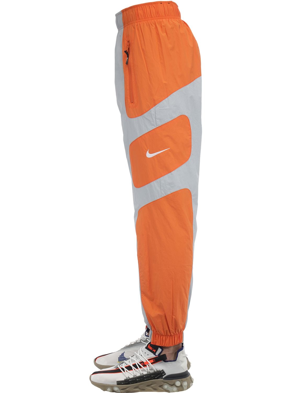 Nike Re-issue Woven Pants In Starfish