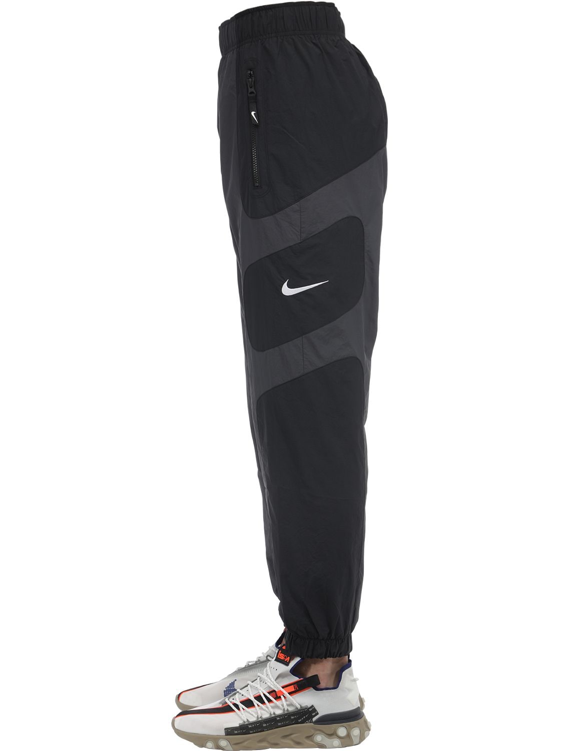 Nike Re-issue Woven Pants In Black