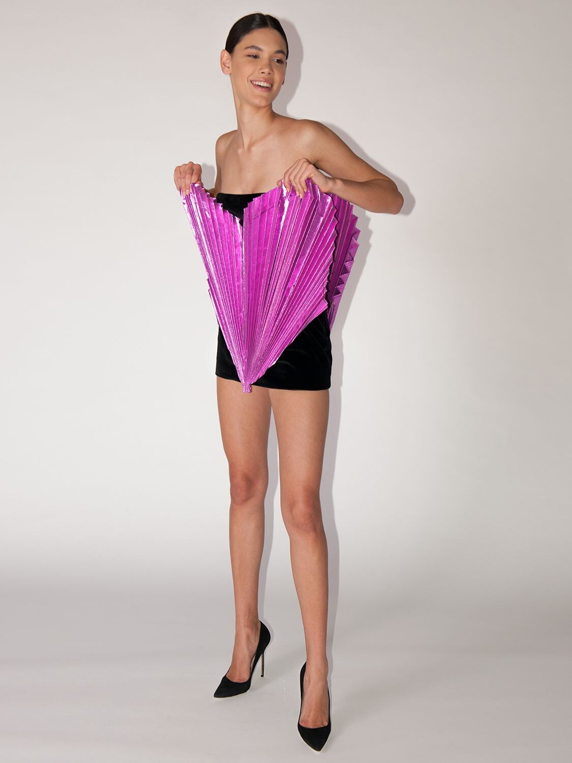 Attico Lvr Exclusive Lamé Pleated Mini Dress In Black,pink