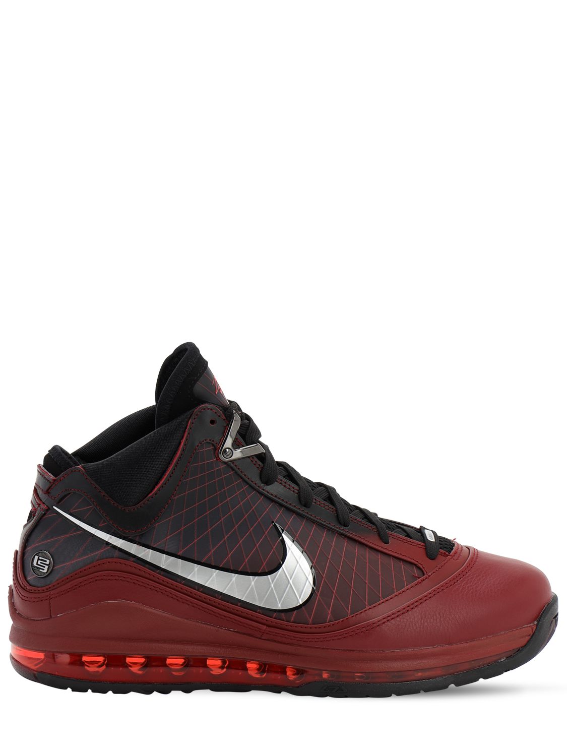 nike lebron v11 qs