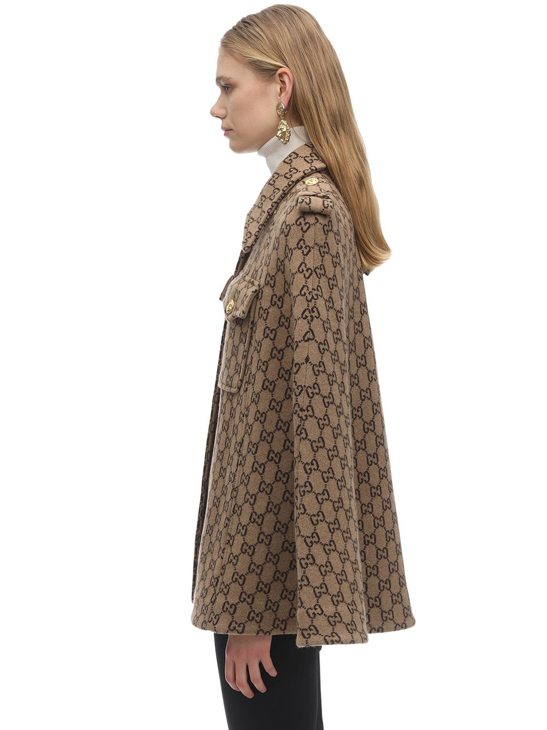 Shop Gucci Gg Wool Cloth Cape In Camel,brown