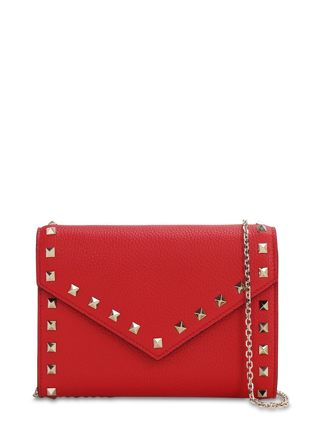 Valentino Garavani Rockstud Smooth Leather Chain Wallet In Rouge Pure