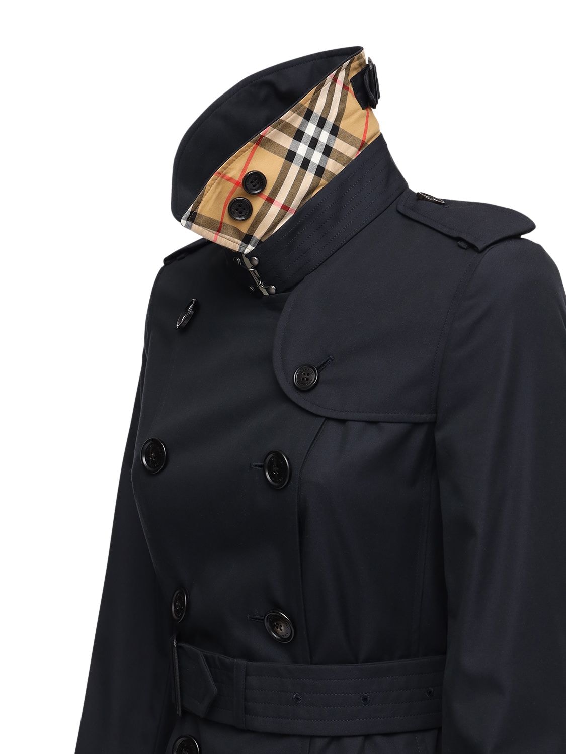 Shop Burberry Mid-length Chelsea Heritage Trench Coat In Navy