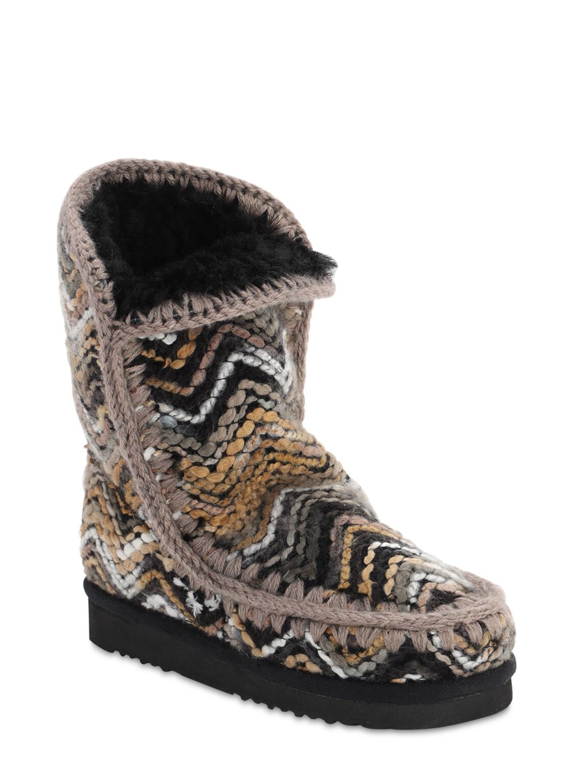 lace up eskimo boots