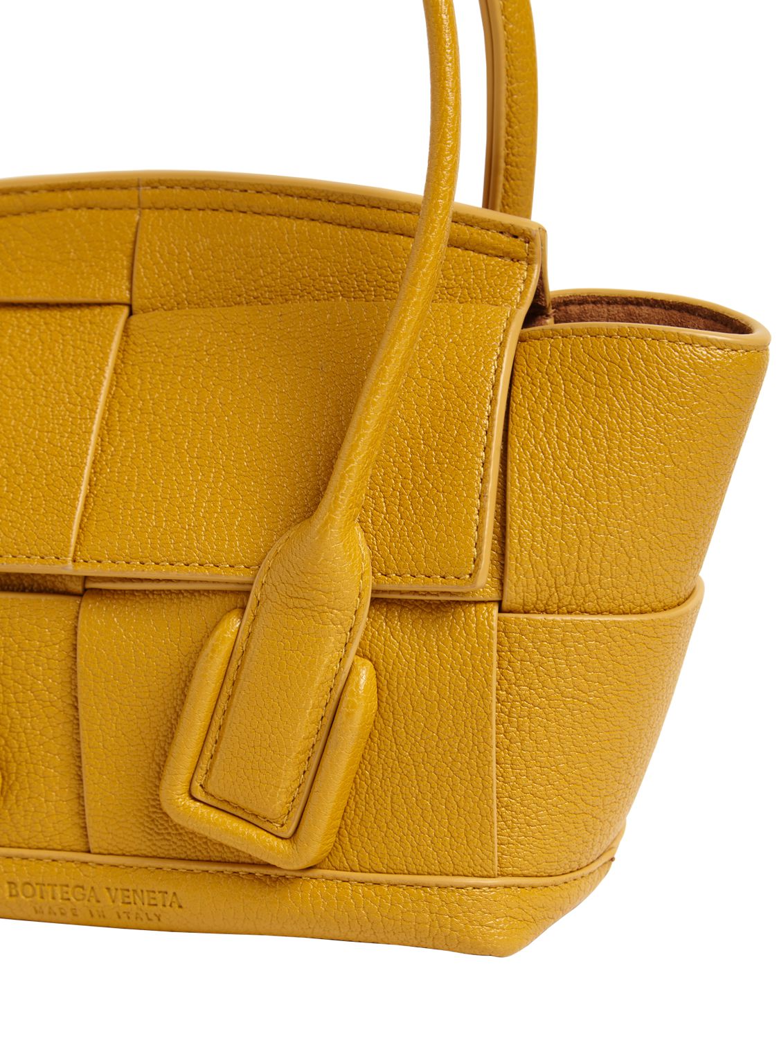 BOTTEGA VENETA ARCO 29 SMOOTH LEATHER TOP HANDLE BAG