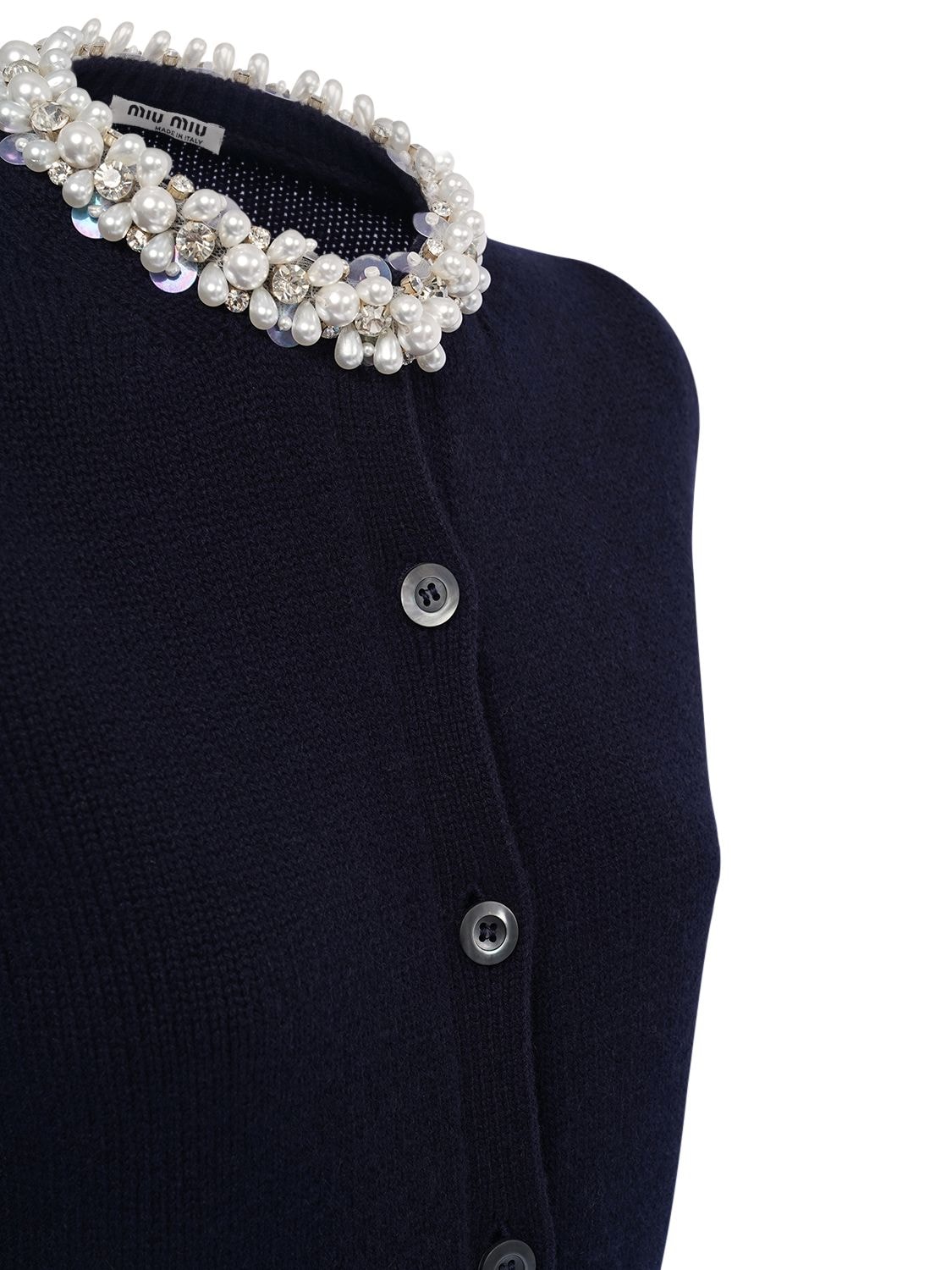 Shop Miu Miu Cashmere Crop Cardigan W/imitation Pearl In Dunkelblau