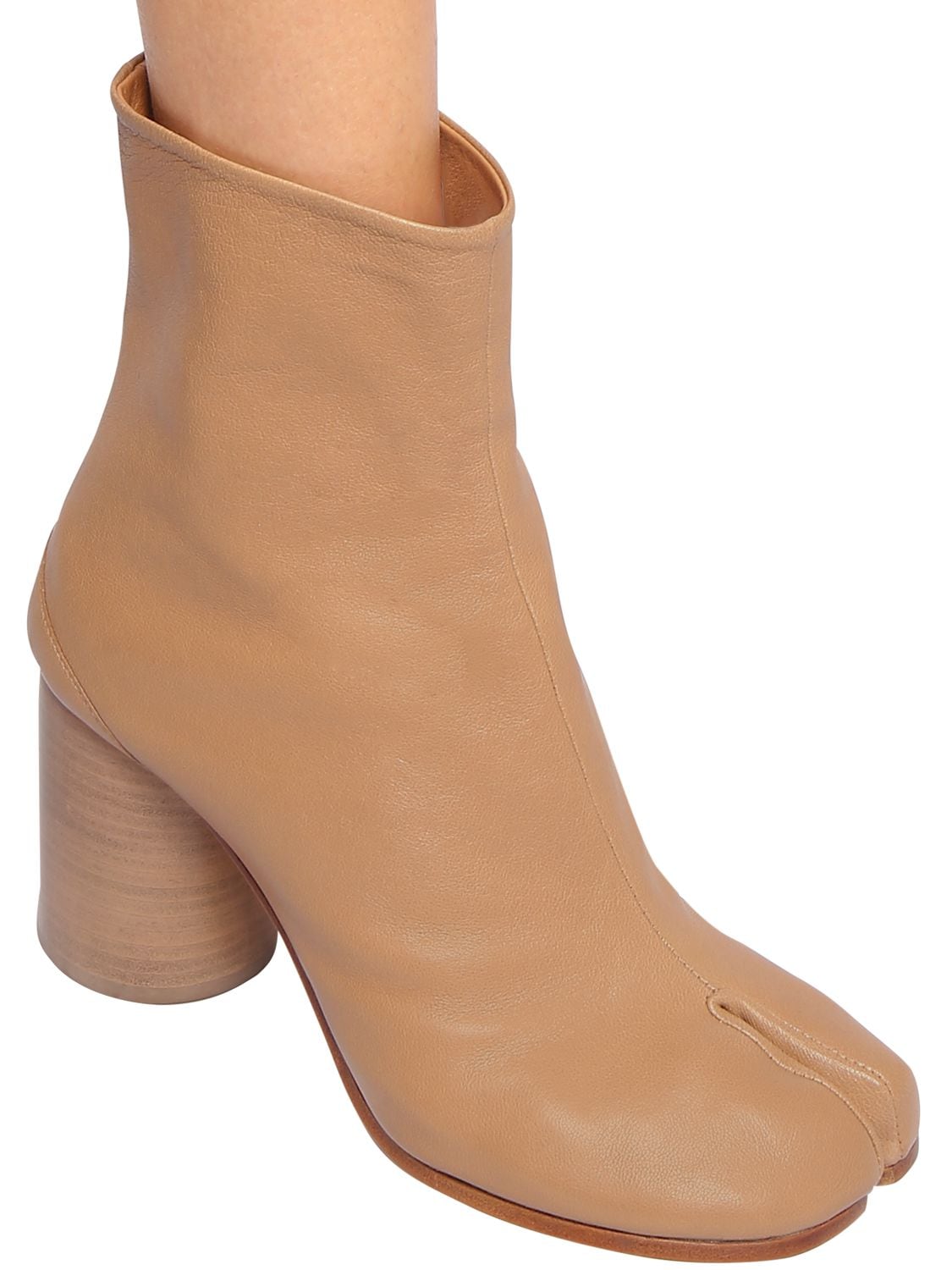 Shop Maison Margiela 80mm Tabi Vintage Leather Ankle Boots In Camel